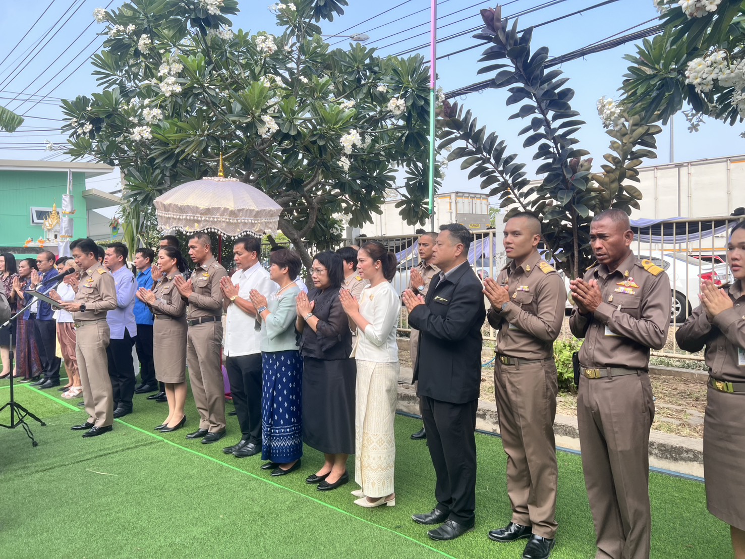 title - ปฏิรูปที่ดินจังหวัดเพชรบุรี ร่วมพิธีสักการะสิ่งศักดิ์สิทธิ์ในการจัดภารกิจพิธีการศพได้ที่รับพระราชทาน ประจำปีงบประมาณ พ.ศ. 2569